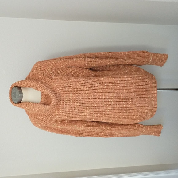 Free People Sweaters - NWOT Free People Oversized Marled Cowl Neck Sweater. Size Medium.